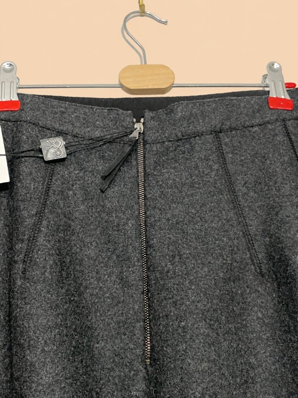 Dolce & Gabbana Brand New 100% Virgin Wool Mid Length Skirt EU46 Size - Picture 3 of 9
